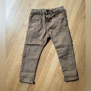 Zara the slim denim 18-24m